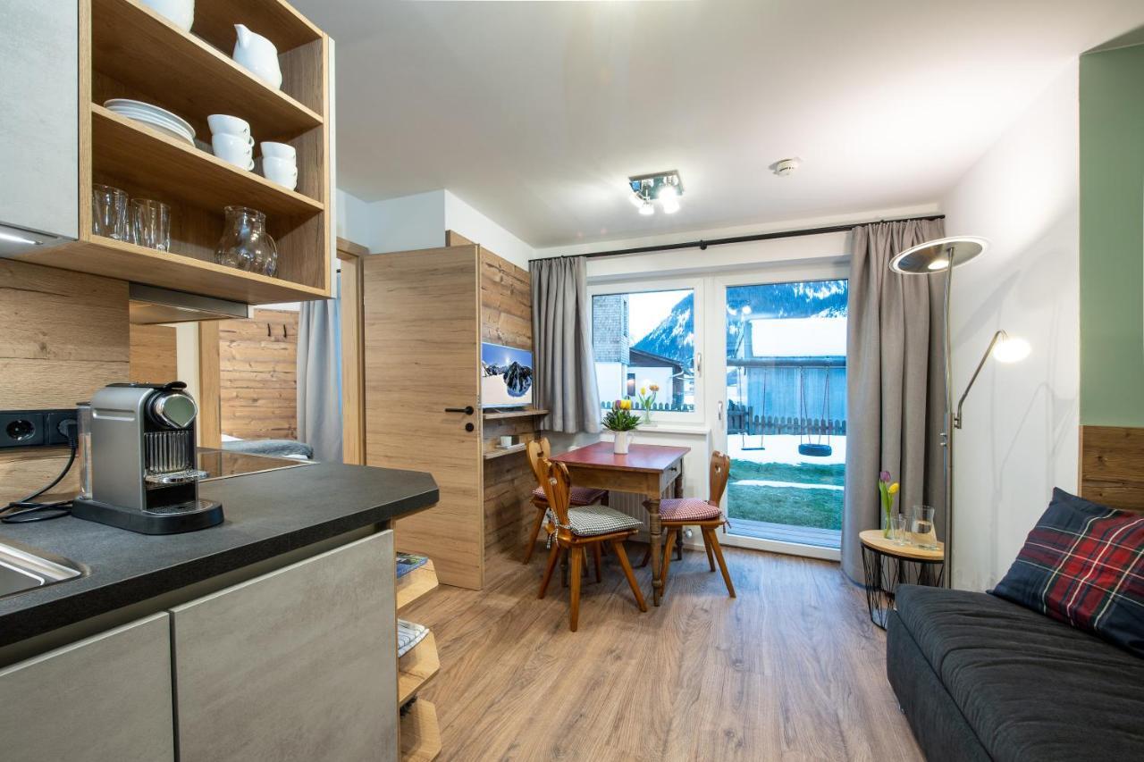 Käserstube Ferienwohnungen Tannheim Exterior foto